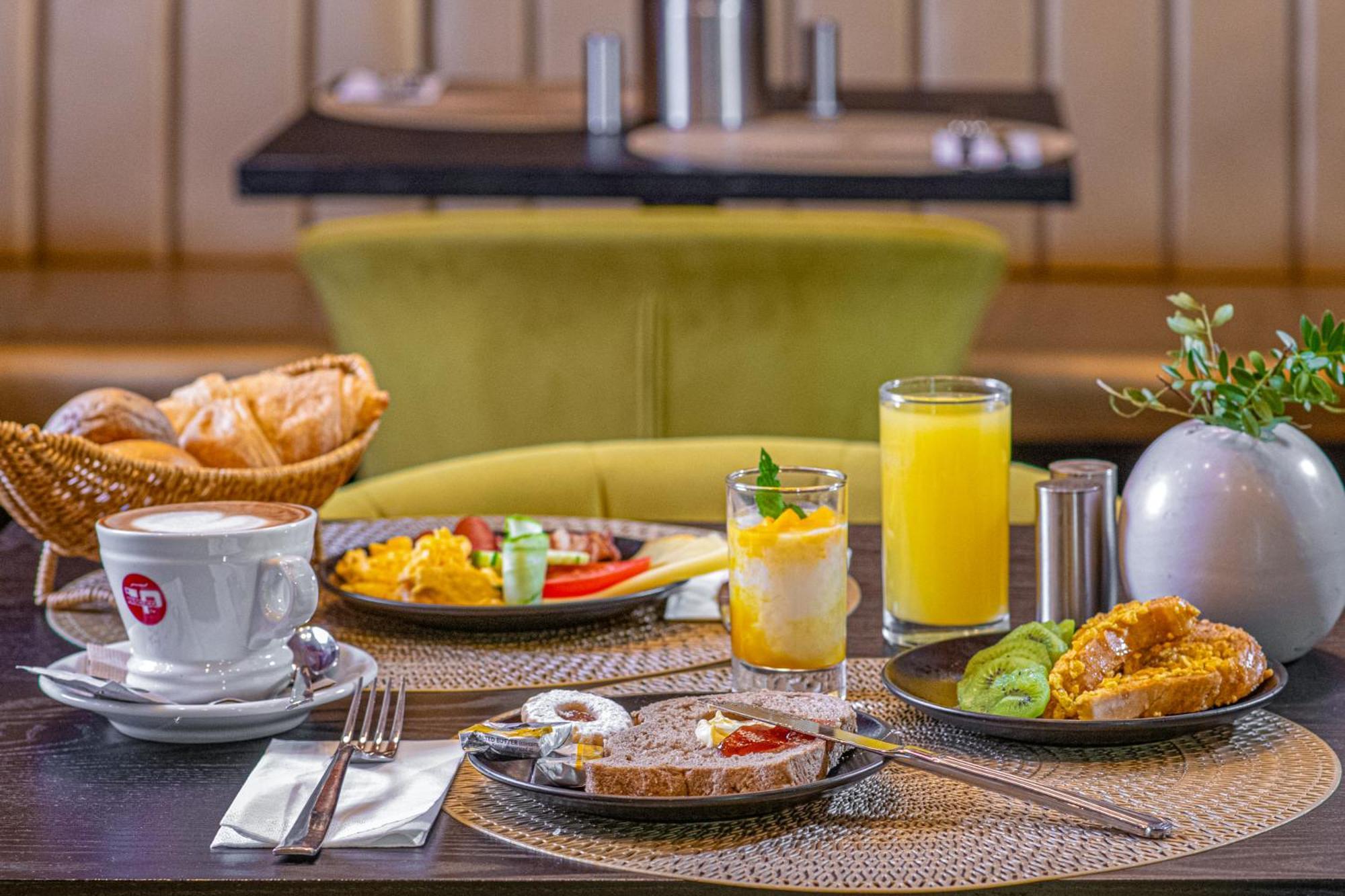 Andrássy Thai Hotel Budapest Kültér fotó