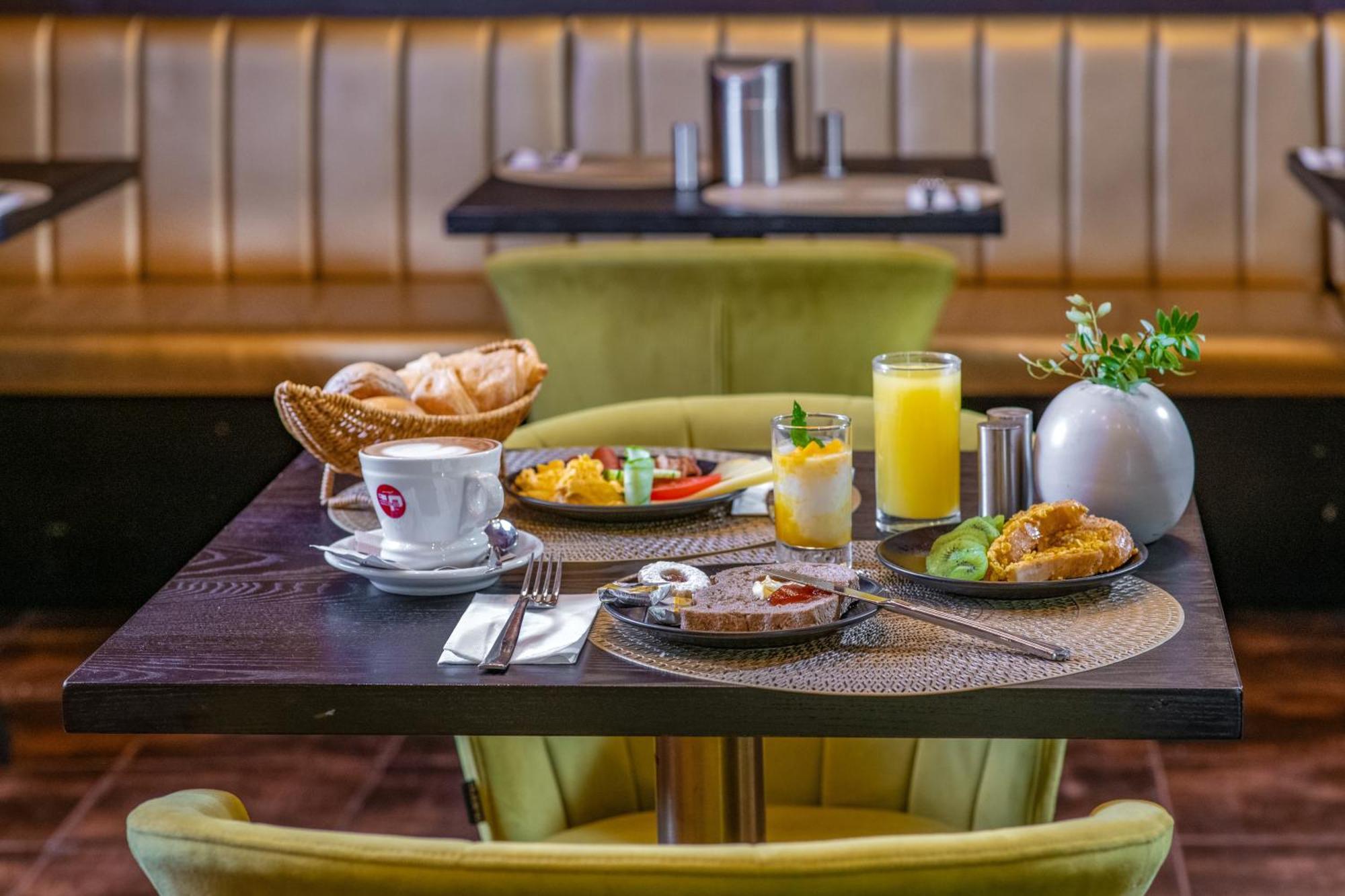 Andrássy Thai Hotel Budapest Kültér fotó